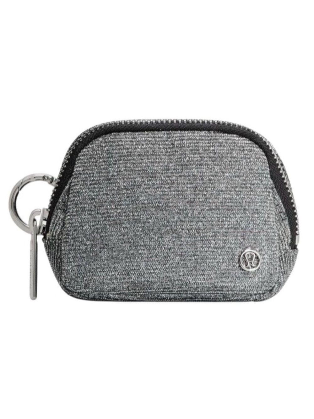 Lululemon Everywhere Belt Bag Nano Glitter Dark Silver/Graphite Grey/Silver